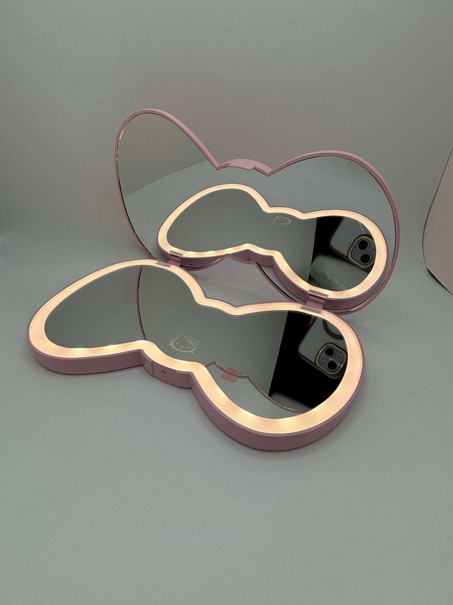 Impressions Hello Kitty LED Bow Compact Mirror