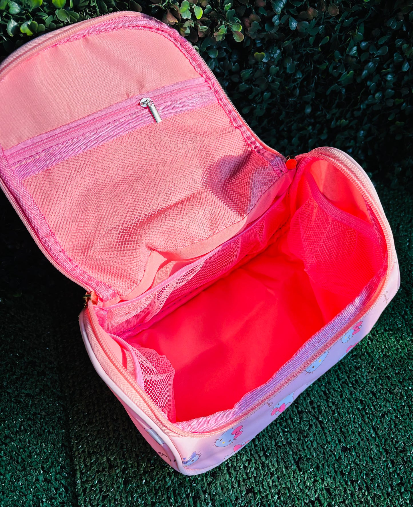Travel makeup bag Hello Kitty